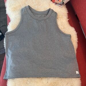 Women’s gray Vouri crop tank